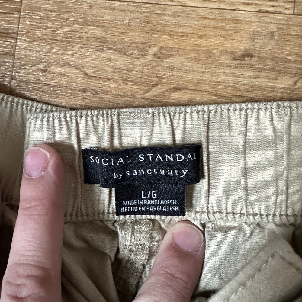 Social Standard by Sanctuary Womens Cargo Crop Pants Size L Beige Gorpcore - Picture 3 of 8